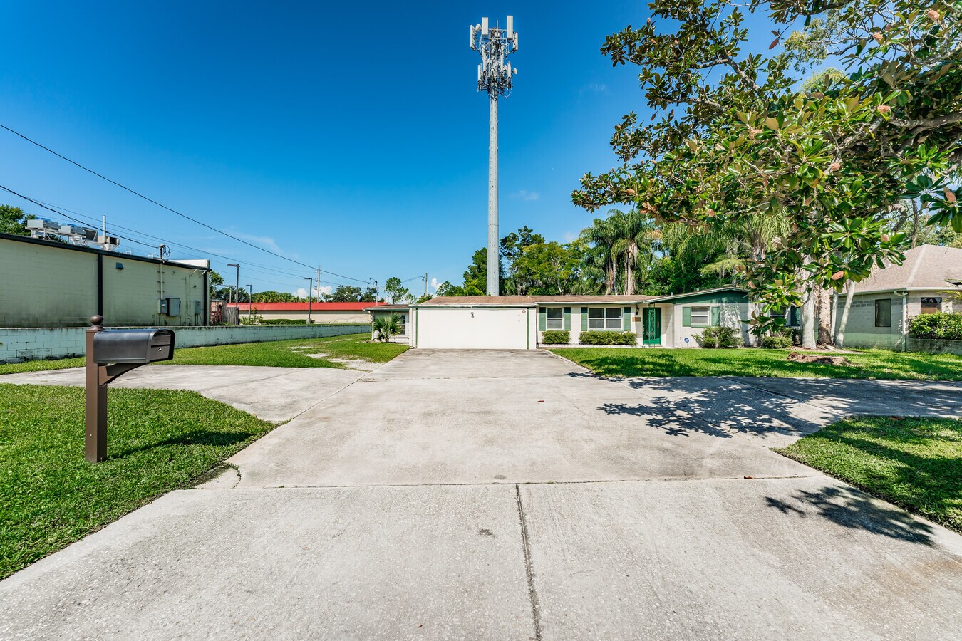 14910 Casey Rd, Tampa, FL 33624