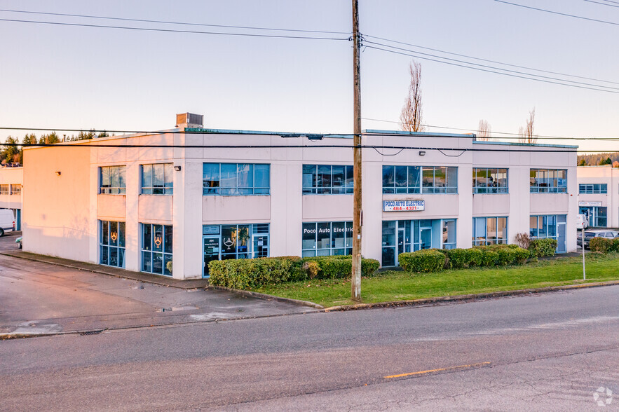 1952 Kingsway Ave, Port Coquitlam, BC for sale - Primary Photo - Image 1 of 9