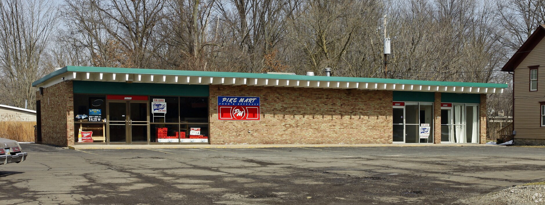 2521825222 Sprague Rd, Olmsted Falls, OH 44138