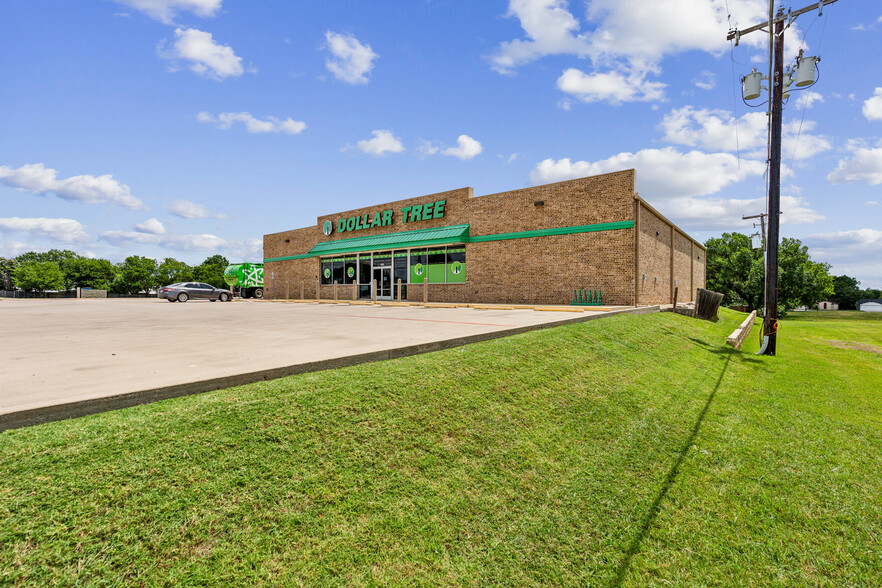 5412 Davis Blvd, North Richland Hills, TX for sale - Building Photo - Image 1 of 9