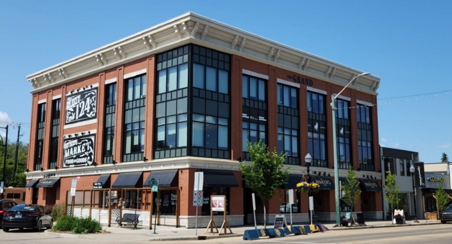 10802-10806 124th St, Edmonton, AB for lease Building Photo- Image 1 of 2