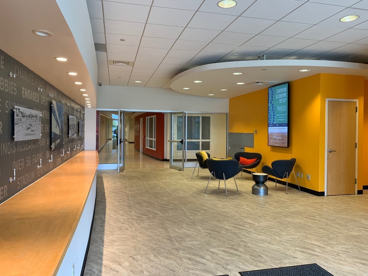 1800 S Oak St, Champaign, IL for lease Building Photo- Image 1 of 3