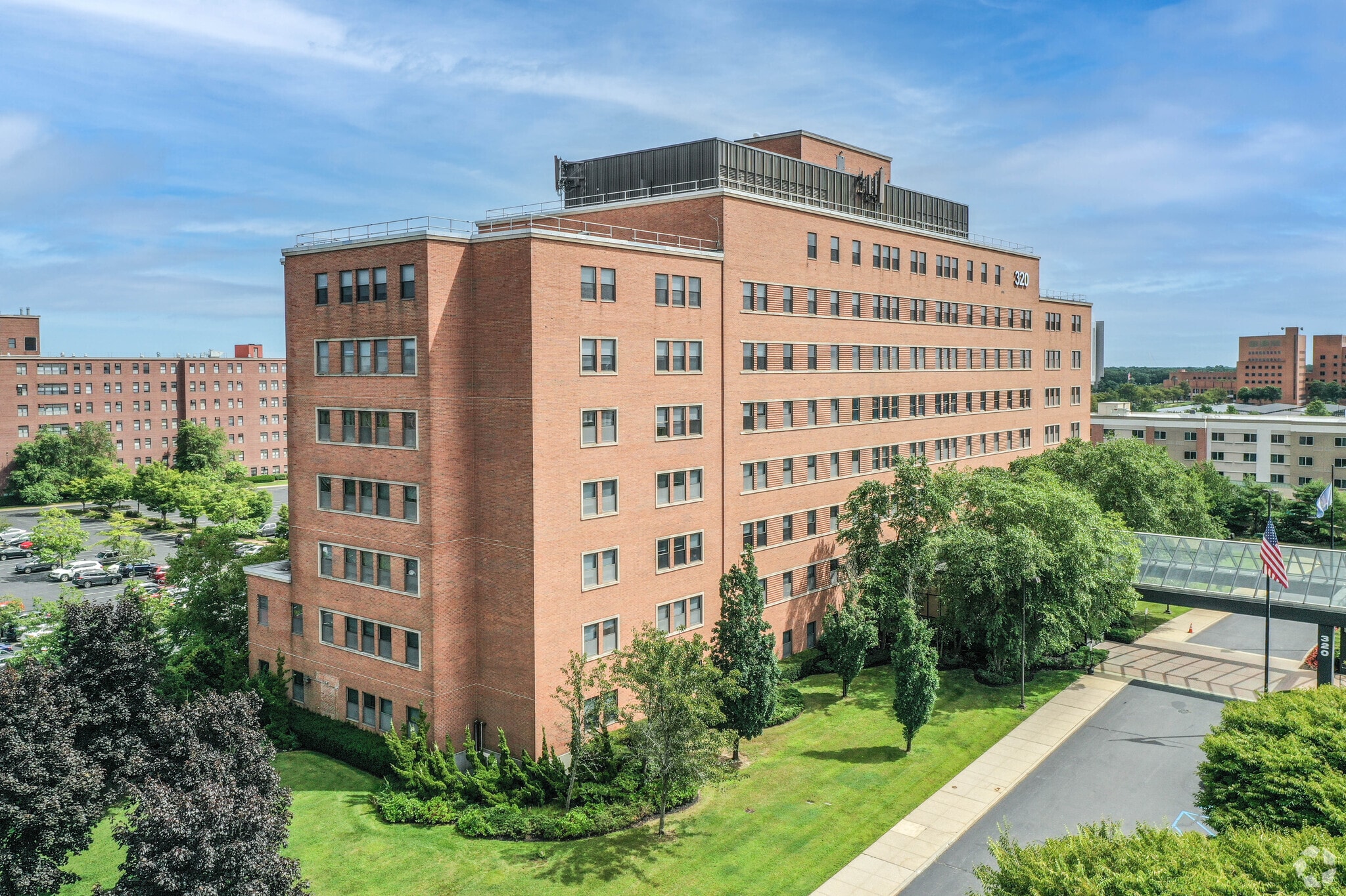 320 Carleton Ave, Central Islip, NY 11722 Courthouse Corporate Center