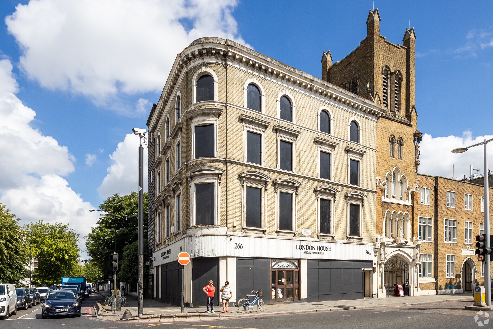 266-266A Fulham Rd, London for sale Primary Photo- Image 1 of 1