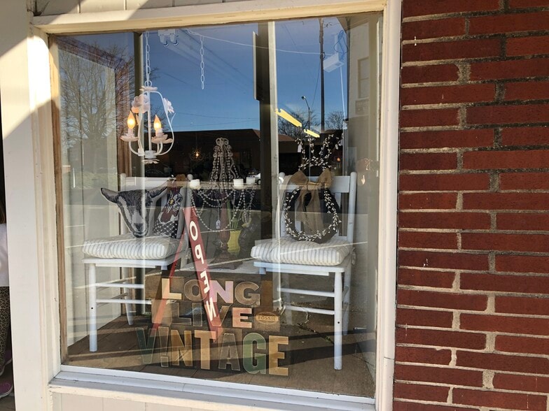 101 S Main St, Mount Pleasant, TN for lease - Building Photo - Image 3 of 24