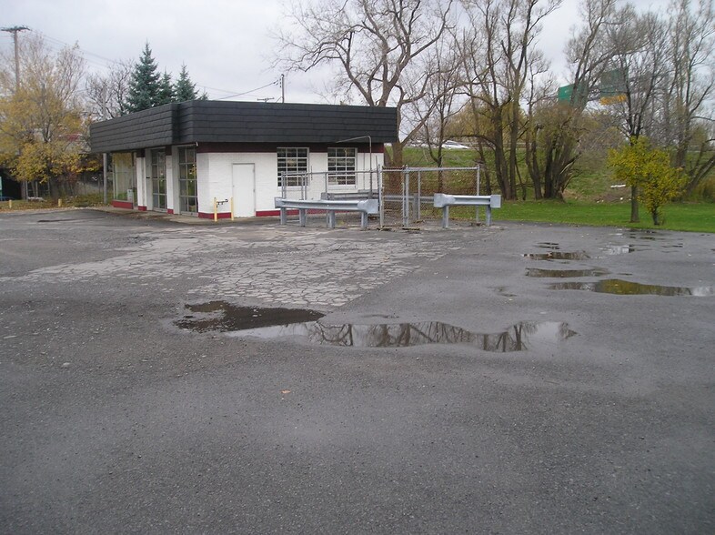 1270 Harlem Rd, Cheektowaga, NY for sale - Building Photo - Image 1 of 1