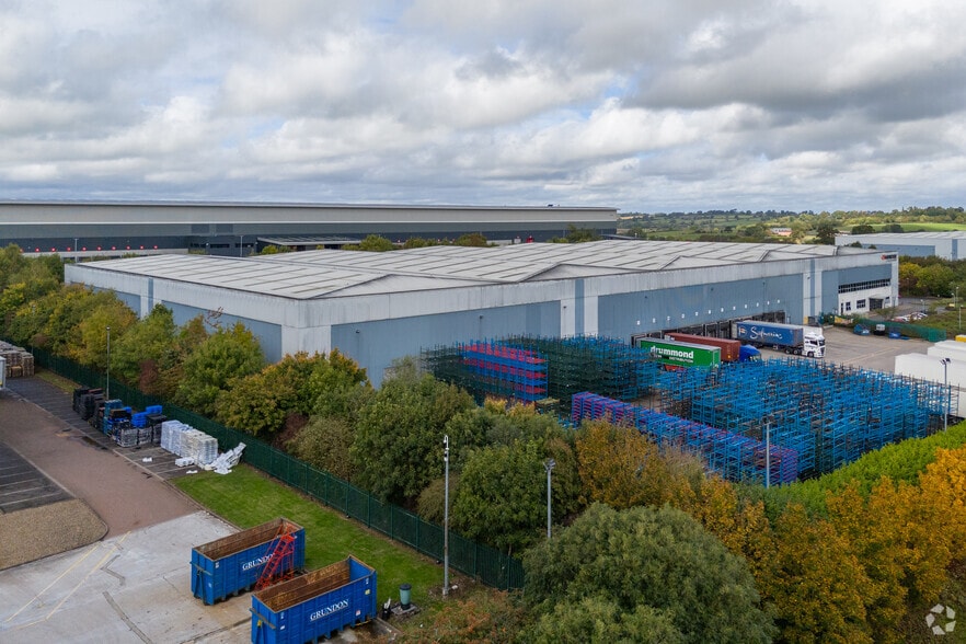 Nasmyth Rd, Daventry for lease - Building Photo - Image 2 of 6