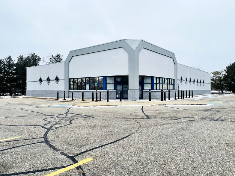 890 Michigan Ave E, Battle Creek, MI for sale - Building Photo - Image 1 of 1