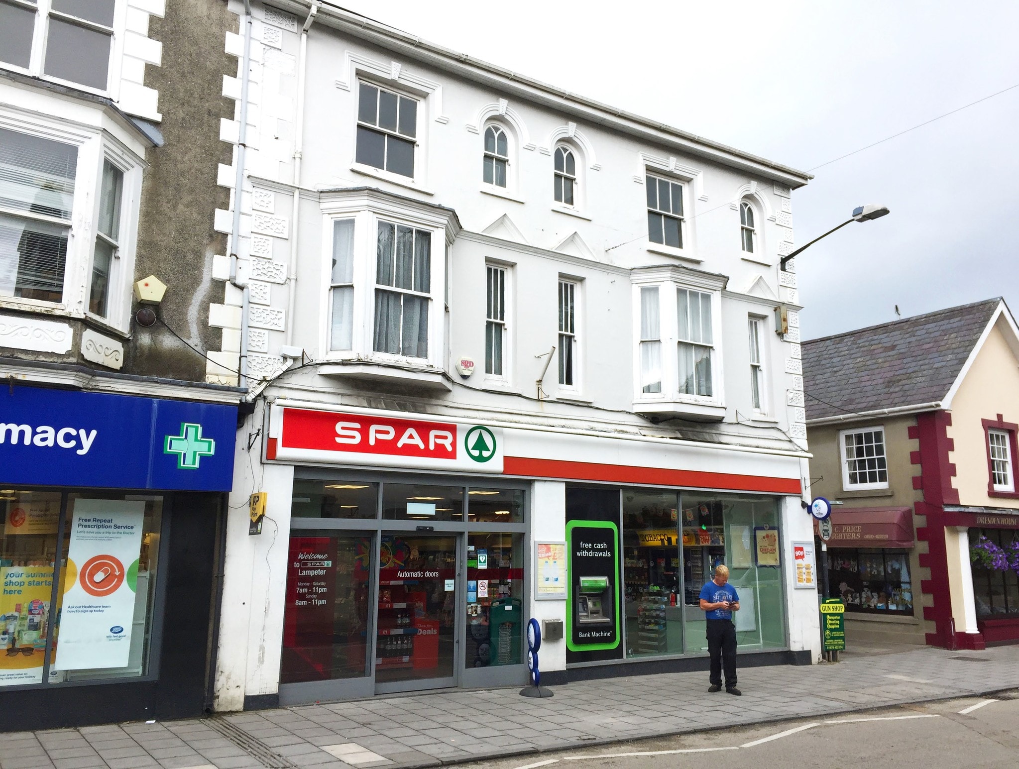 10-11 Harford Sq, Lampeter for sale Primary Photo- Image 1 of 1