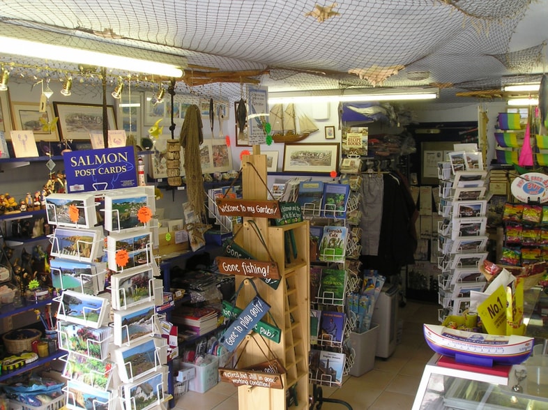 Cadgwith, Ruan Minor for sale - Interior Photo - Image 3 of 5