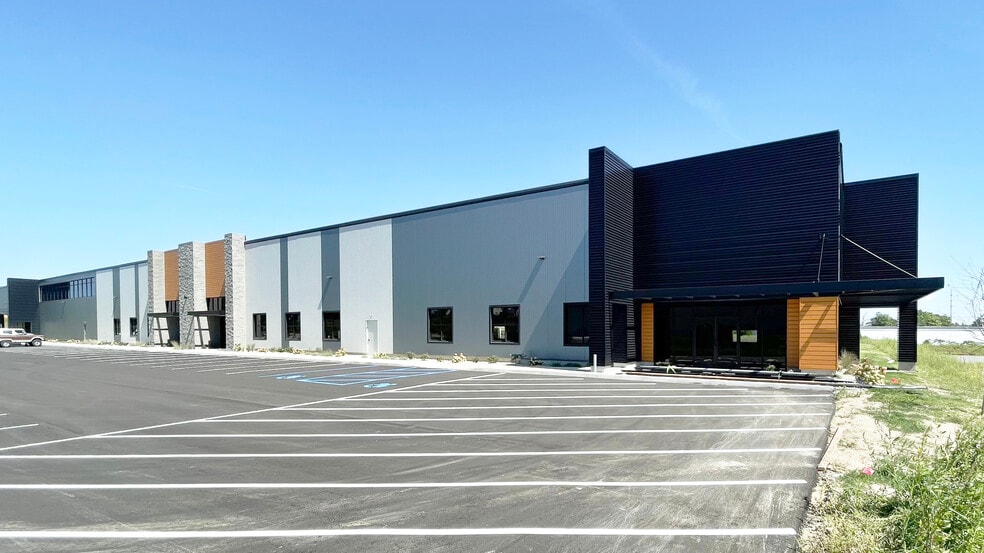 1285 S Waverly Rd, Holland, MI for sale - Building Photo - Image 1 of 1