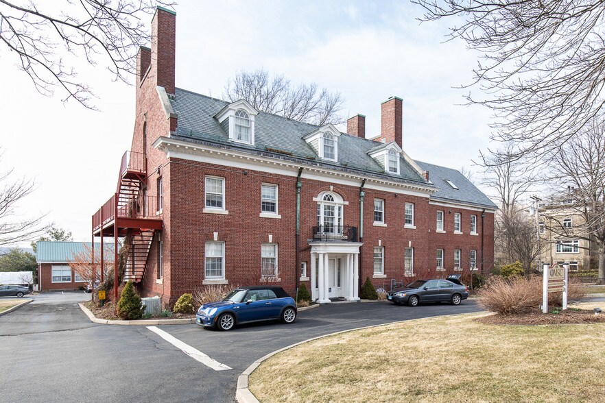 490492 Prospect St, New Haven, CT 06511