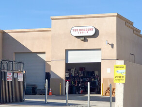 10904 Hesperia Rd, Hesperia, CA for lease Building Photo- Image 2 of 3