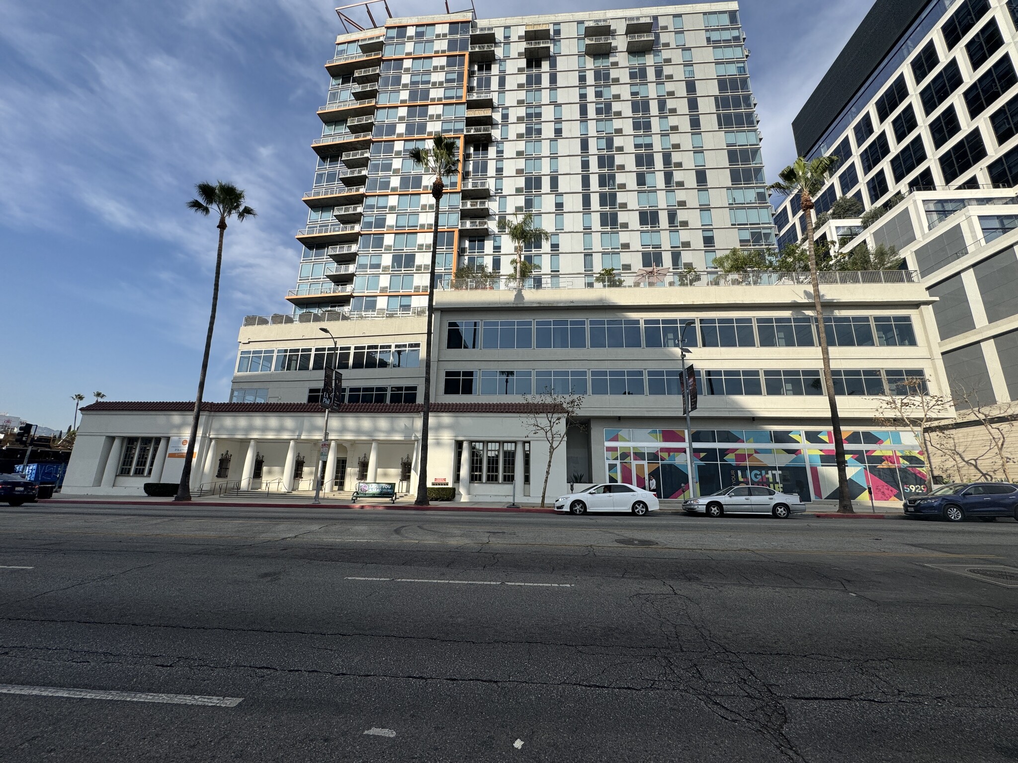 5925-5939 W Sunset Blvd, Los Angeles, CA for lease Building Photo- Image 1 of 47