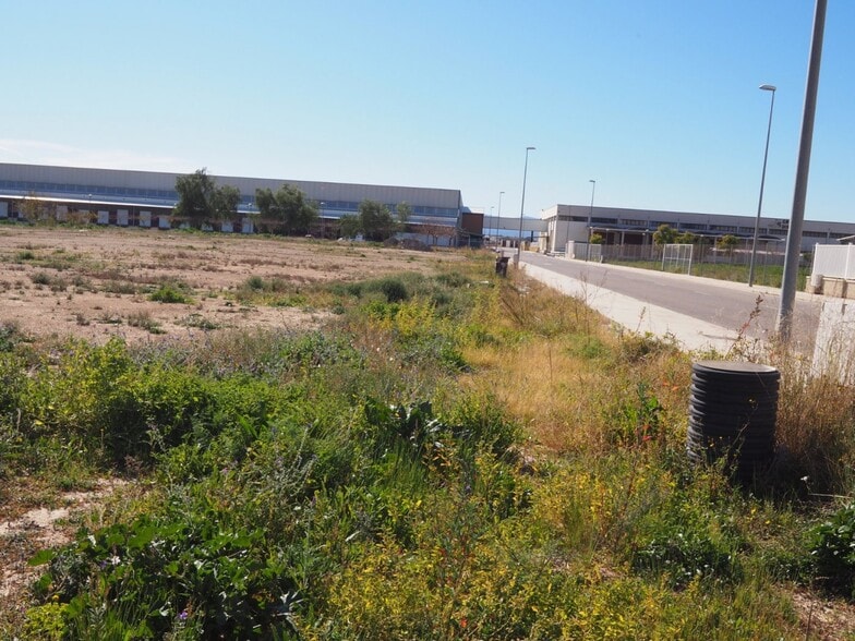Industrial in Valencia del Mombuey for sale - Building Photo - Image 2 of 3