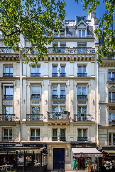 Retail in Paris for lease - Primary Photo - Image 1 of 1