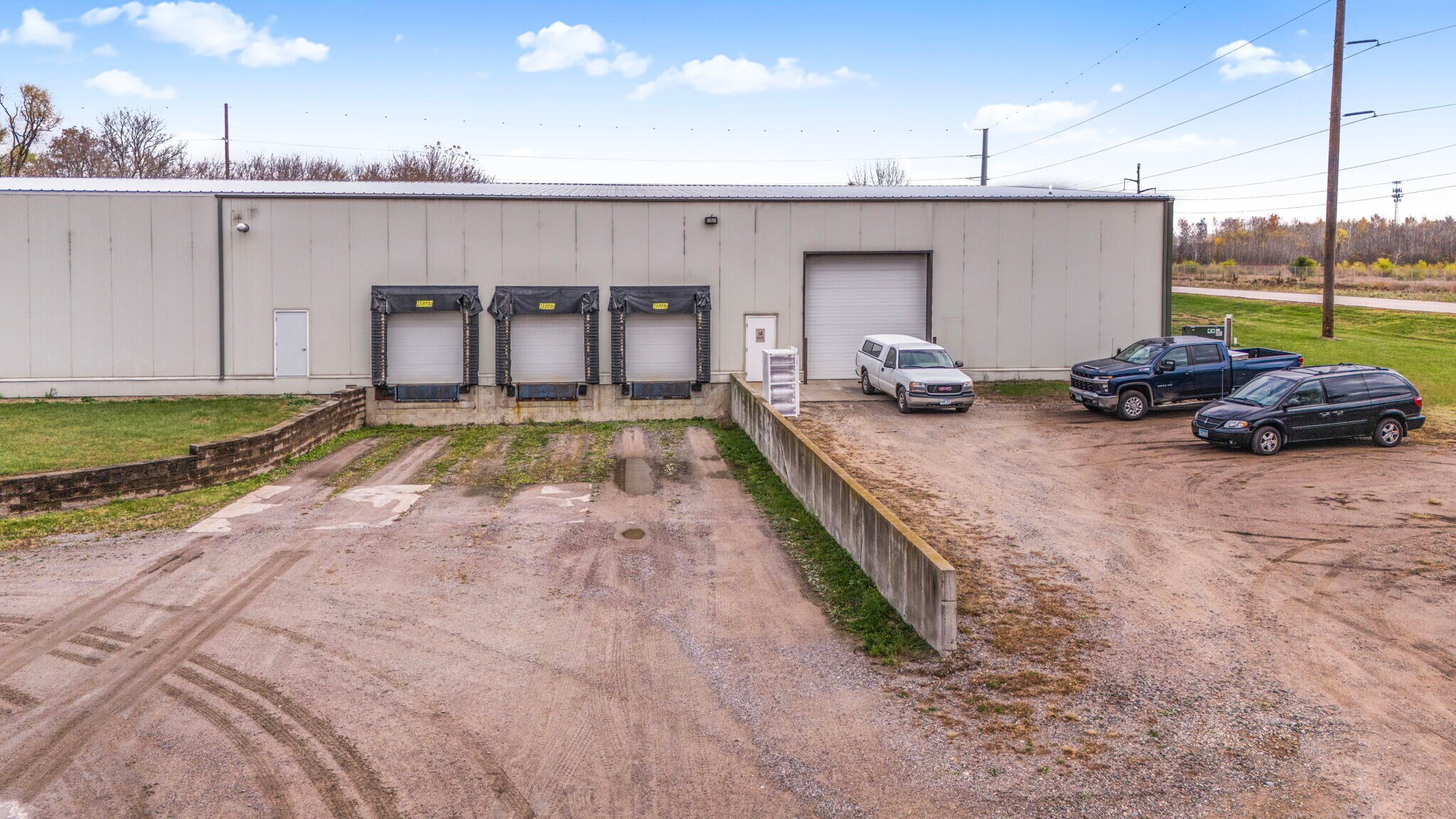 7402 Ridgewood Rd, Saint Cloud, MN for lease Interior Photo- Image 1 of 3