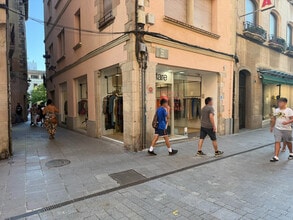 Retail in Granollers, Barcelona for lease Interior Photo- Image 2 of 7