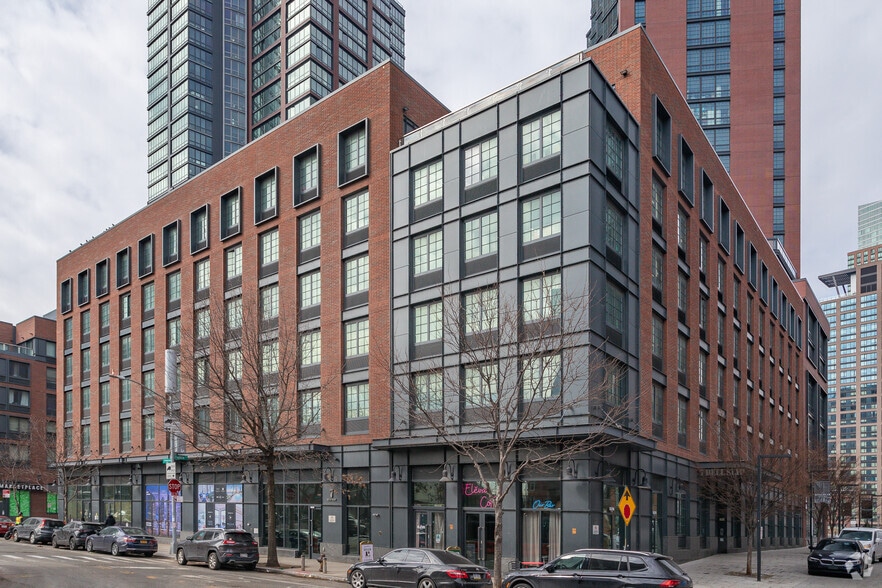 7 Bell Slip, Brooklyn, NY for sale - Primary Photo - Image 1 of 1
