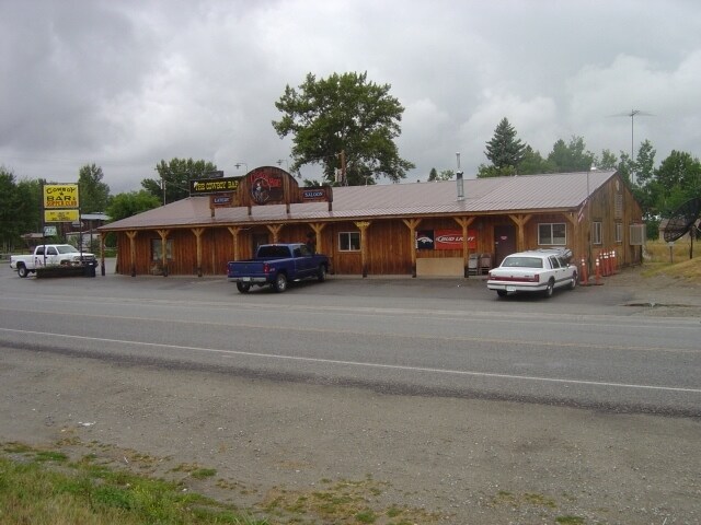 101 E Main St, Fishtail, MT for sale - Primary Photo - Image 1 of 1