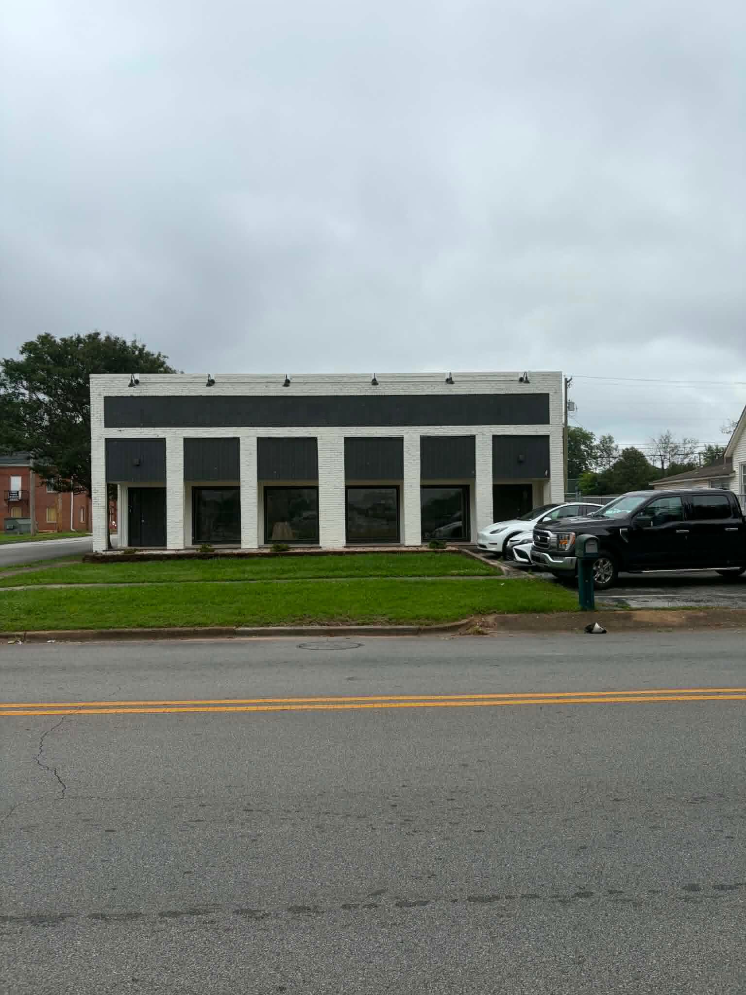 1002 4th Ave SE, Decatur, AL for lease Building Photo- Image 1 of 8