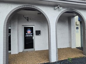 535 N State Road 7, Margate, FL for lease Interior Photo- Image 2 of 9