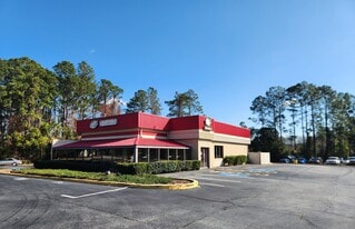 Former Dairy Queen at exit 49 of I-95 - Pub