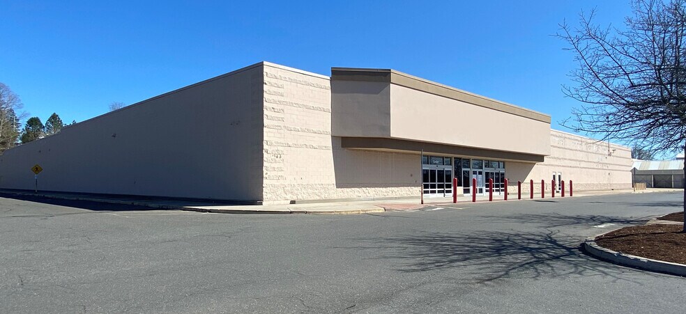 69 Prospect Hill Rd, East Windsor, CT for sale - Building Photo - Image 1 of 1