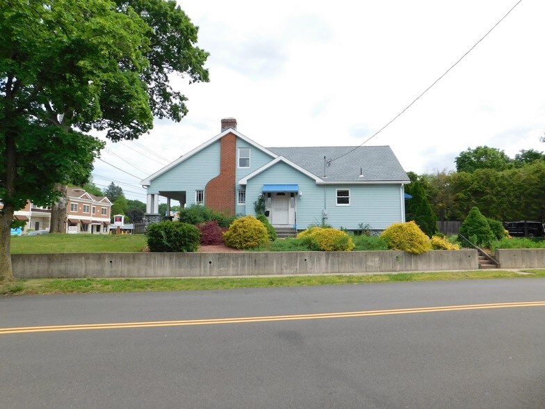 2519 Whitney Ave, Hamden, CT, 06518 Office Property For Sale