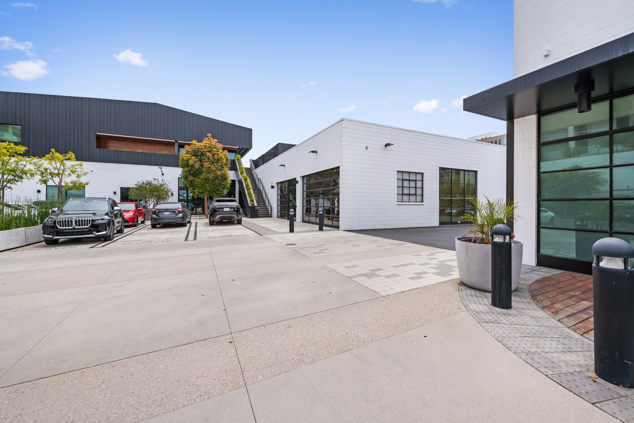 4095-4115 Redwood Ave, Marina Del Rey, CA for lease Primary Photo- Image 1 of 16