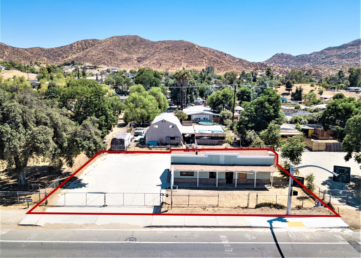 31559 US Highway 74, Homeland, CA 92548