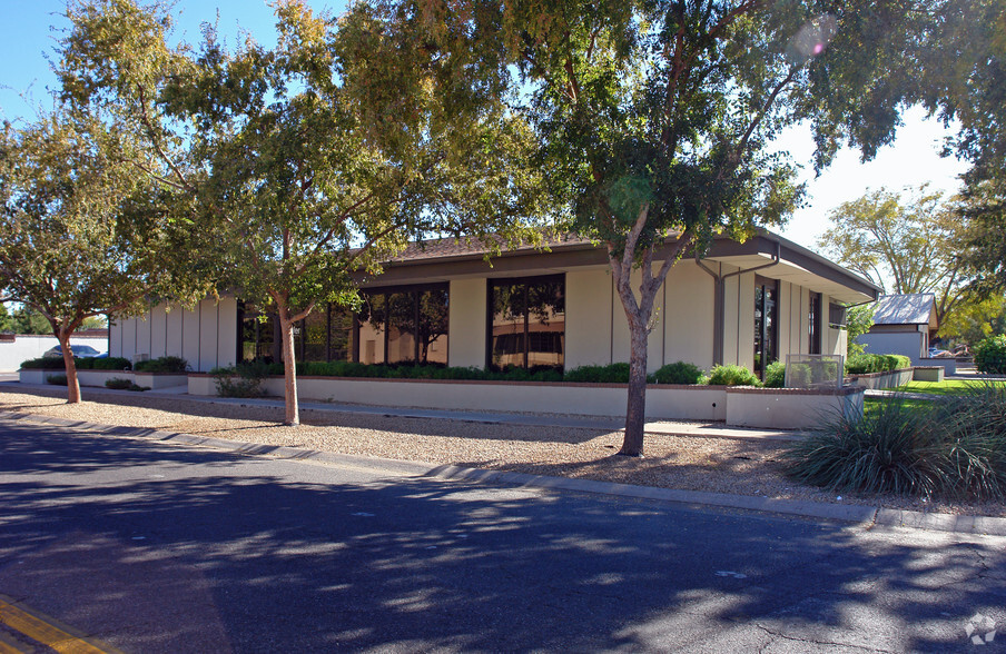 5517 W Glenn Dr, Glendale, AZ for sale - Primary Photo - Image 1 of 1