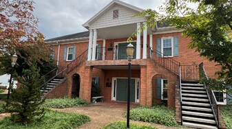 2990 Bethesda Pl, Winston-Salem NC - Live-Work Space