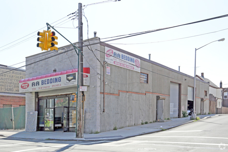 143-02 94th Ave, Jamaica, NY for sale - Primary Photo - Image 1 of 6