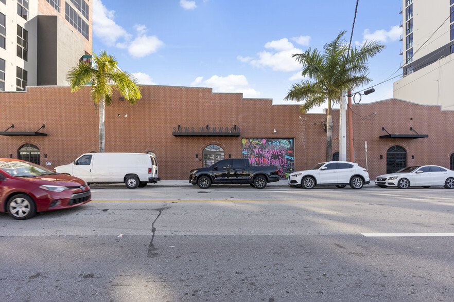 2105 N Miami Ave, Miami, FL for sale - Building Photo - Image 1 of 9