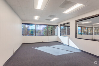 333 W El Camino Real, Sunnyvale, CA for lease Interior Photo- Image 2 of 4