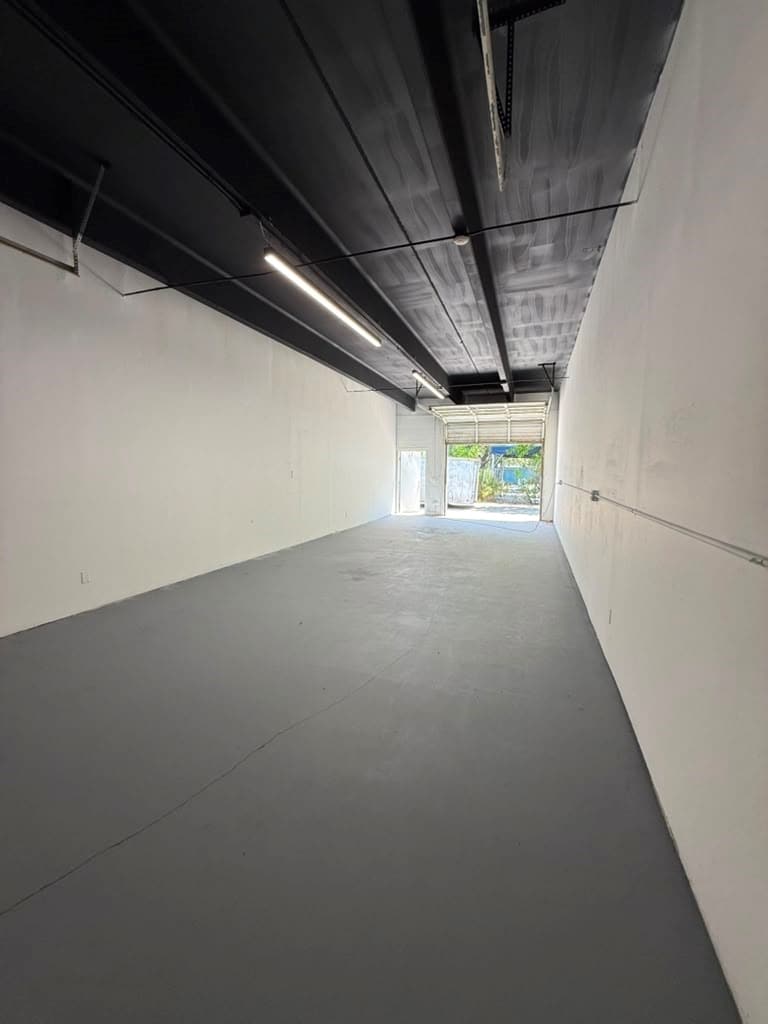 3273-3289 Lake Worth Rd, Palm Springs, FL for lease Interior Photo- Image 1 of 5