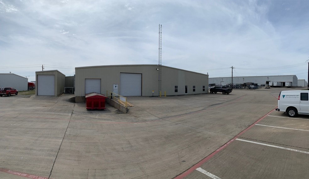 5250 Dakota Ln, Denton, TX for lease - Building Photo - Image 2 of 12