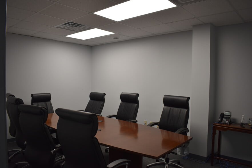 2000 Glen Echo, Nashville, TN for lease - Interior Photo - Image 2 of 20