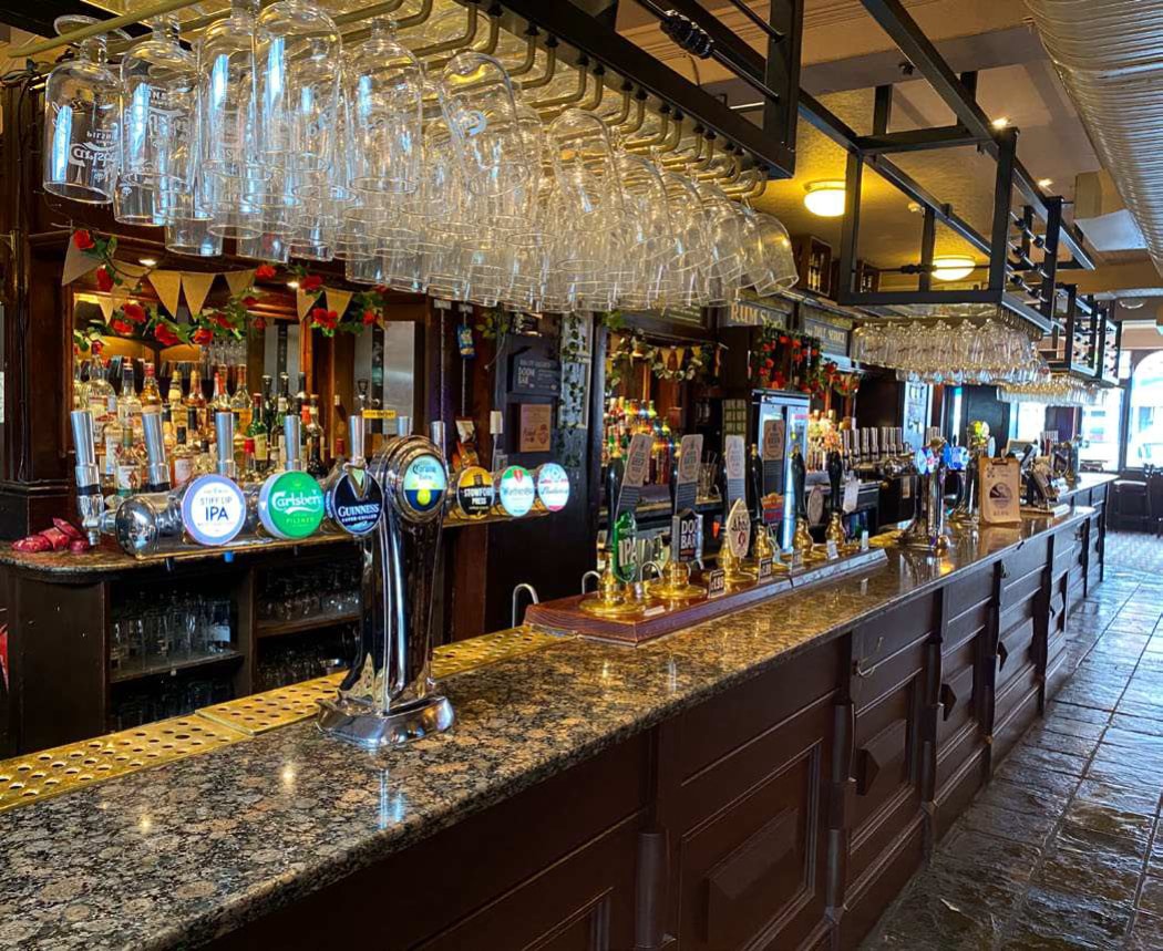 26-31 Turnpike Ln, London for sale Interior Photo- Image 1 of 1