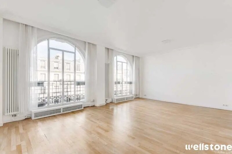 158 Ter Rue Du Temple, Paris for lease Interior Photo- Image 1 of 11
