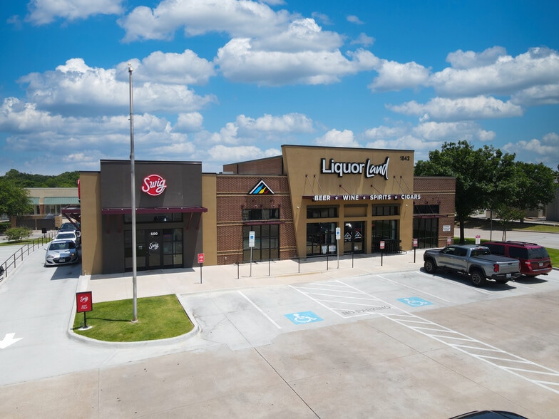 1842 Precinct Line Rd, Hurst, TX for sale - Building Photo - Image 2 of 4