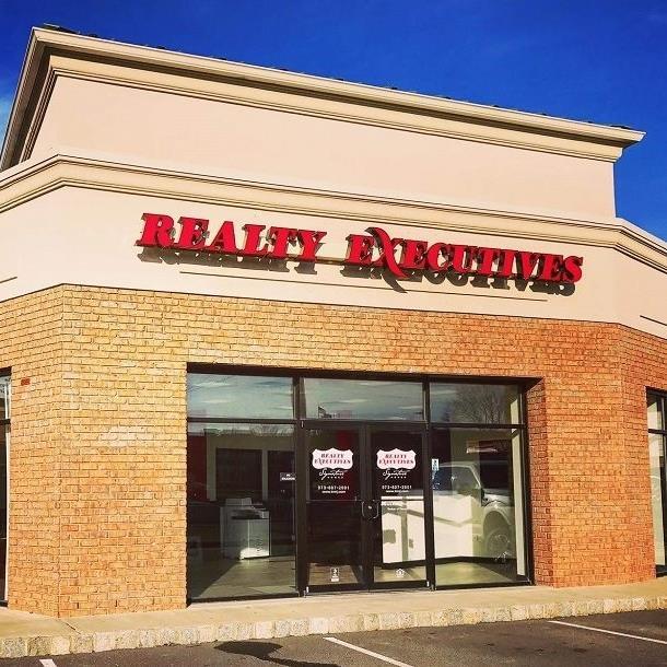 1 W Route 46, Elmwood Park, NJ 07407