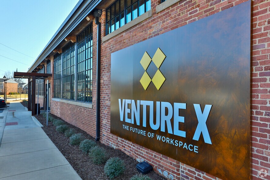 141 Traction St, Greenville, SC for sale - Building Photo - Image 2 of 47