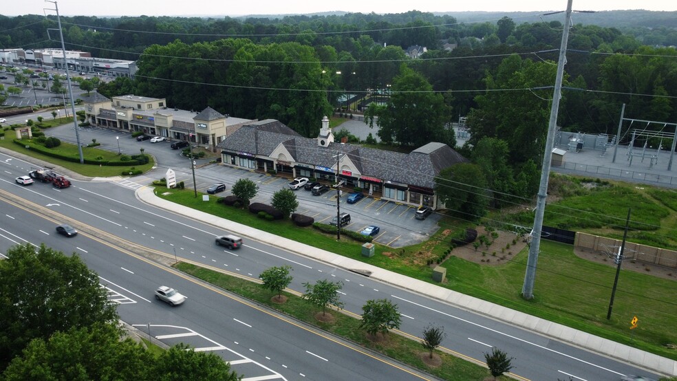 10360 Medlock Bridge Rd, Duluth, GA for sale - Building Photo - Image 3 of 12