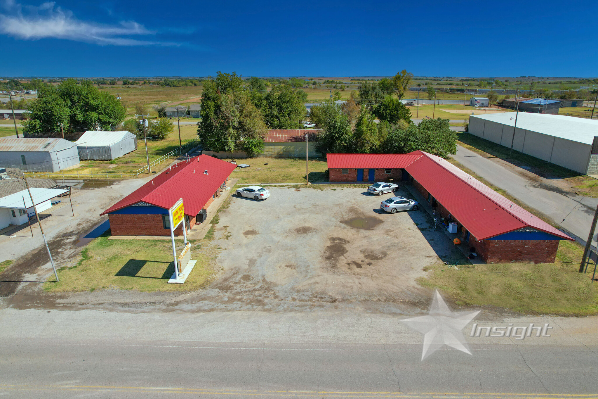 204 2nd St, Cyril, OK for sale Primary Photo- Image 1 of 2