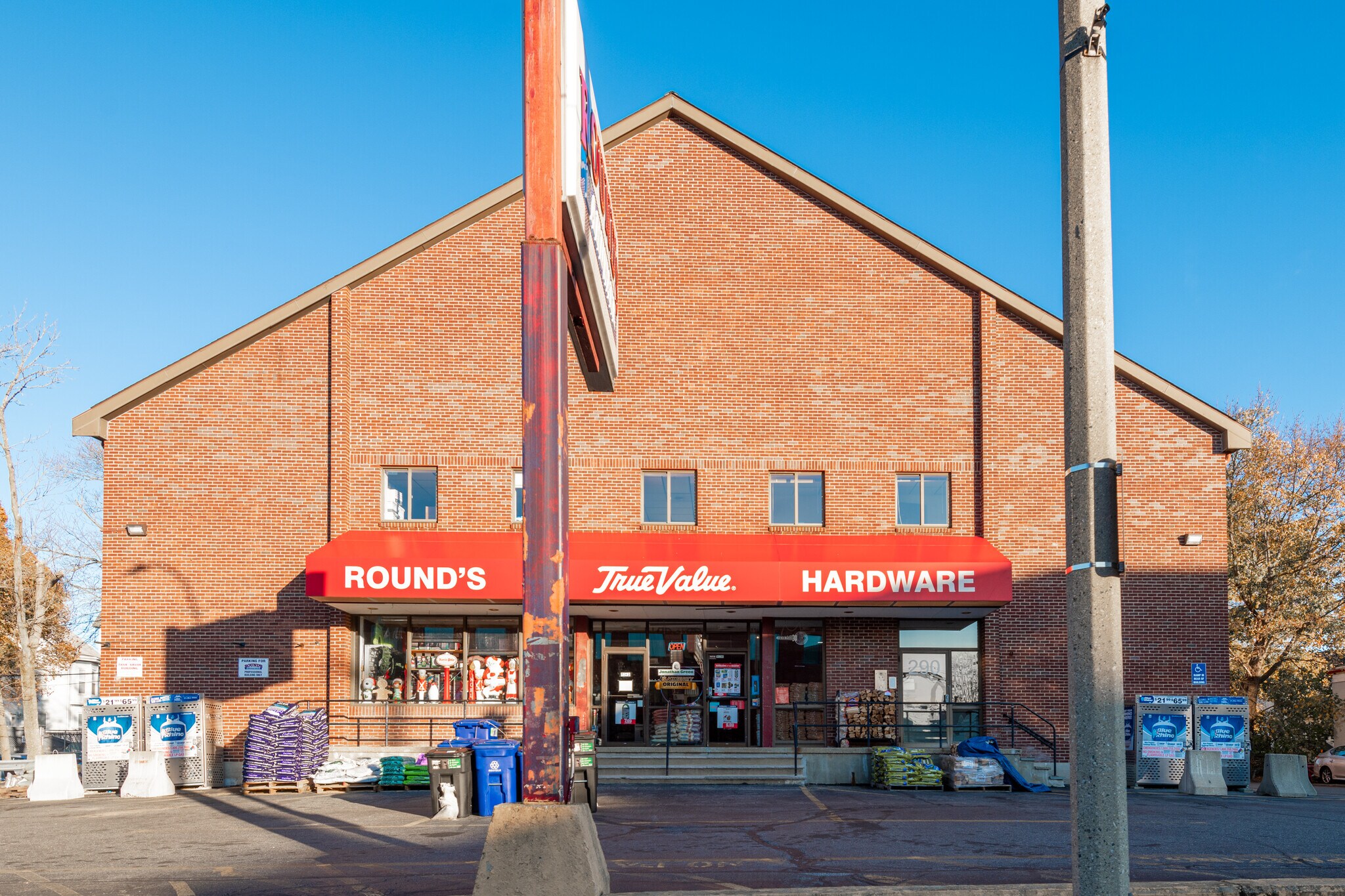 290 Main St, Stoneham, MA for sale Building Photo- Image 1 of 1