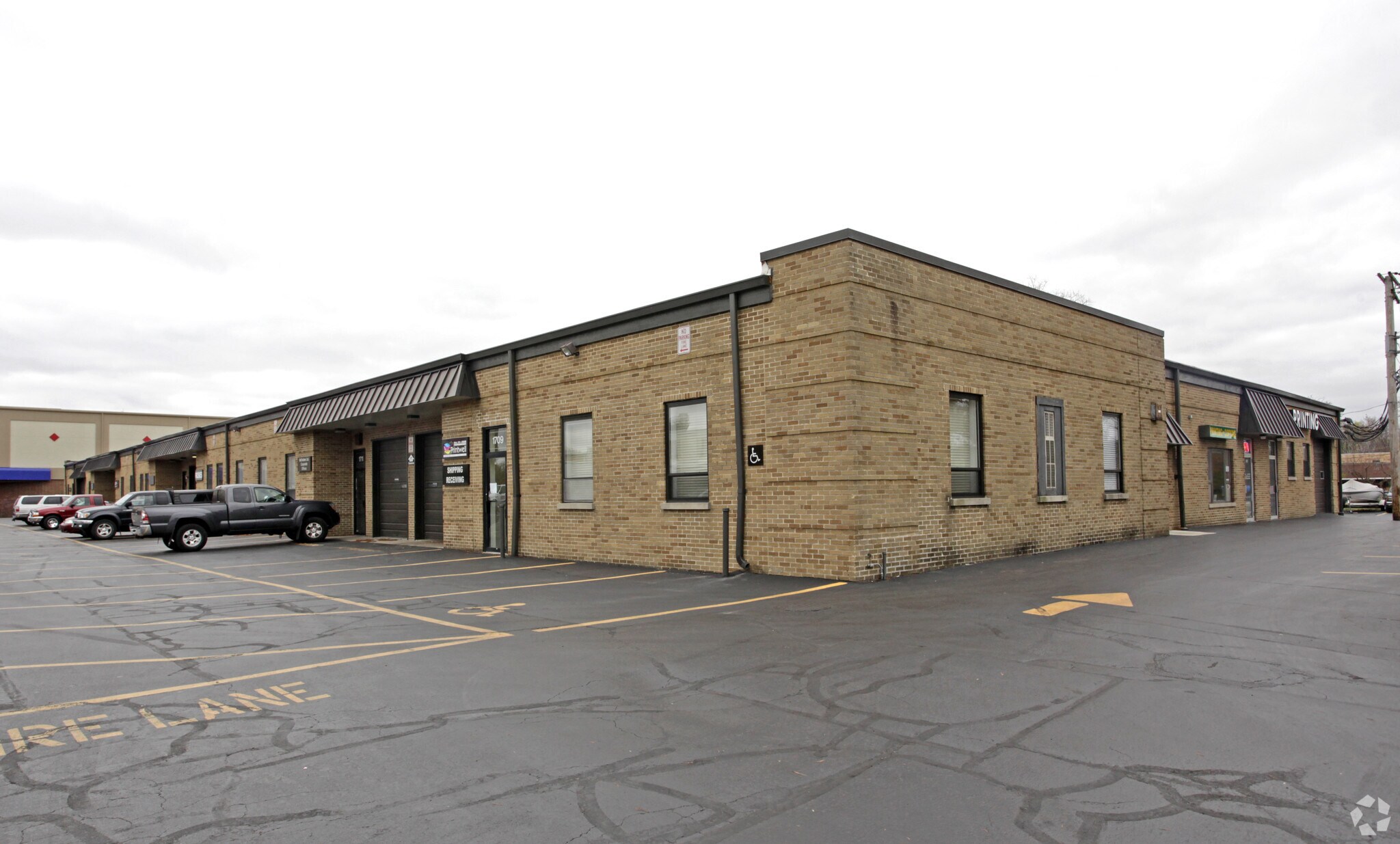 1709-1725 Chestnut Ave, Glenview, IL for sale Primary Photo- Image 1 of 1