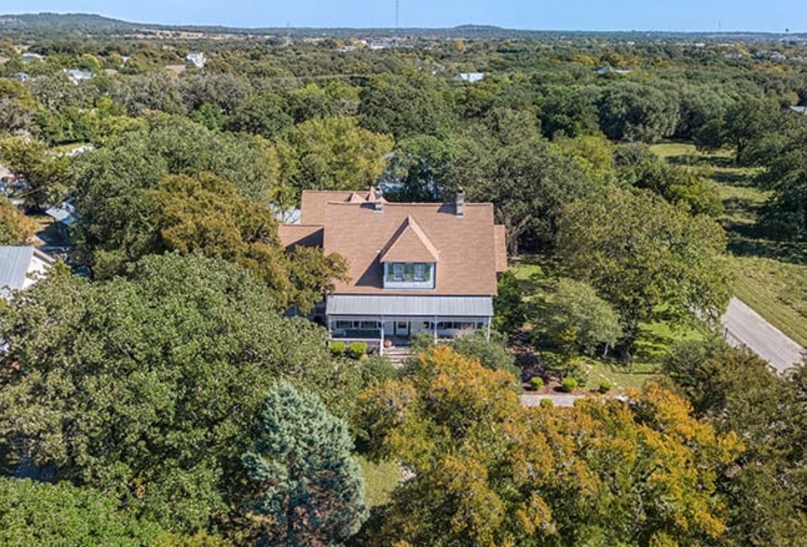 717 N Main St, Boerne, TX for sale Primary Photo- Image 1 of 1