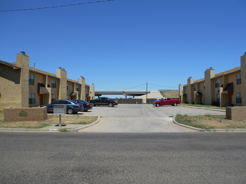 3100 Edgemere Dr, Plainview, TX for sale - Building Photo - Image 1 of 1